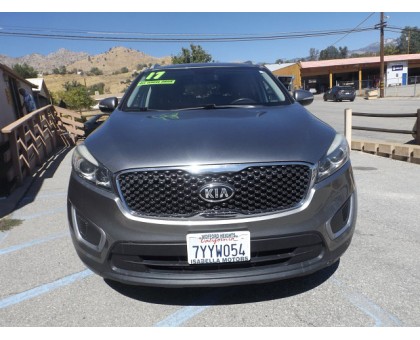 2017 KIA SORENTO LX